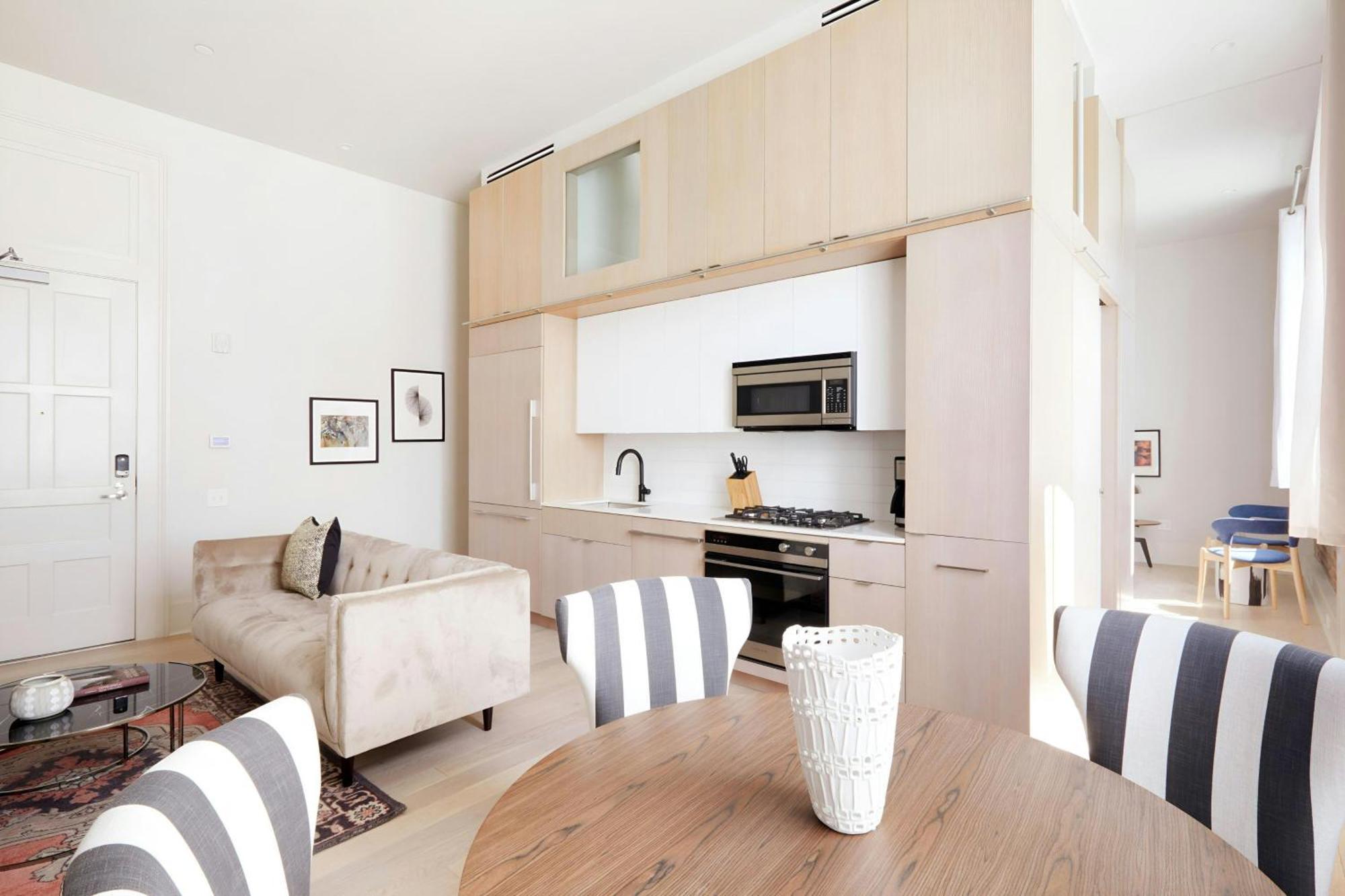 Sonder Gravier Place Aparthotel 4*